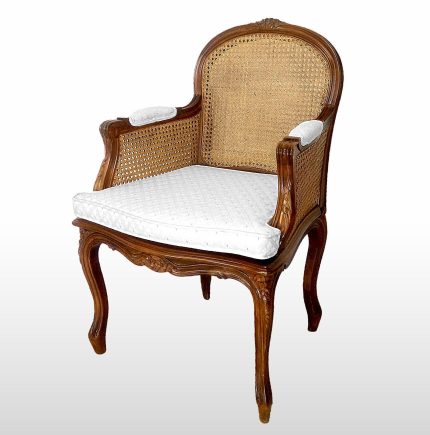 kareklopolythrona-louis-xv-vienneziki-psatha